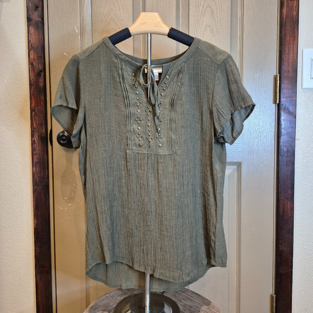 Liz Claiborne Olive Green Blouse with Lace-Up Detail